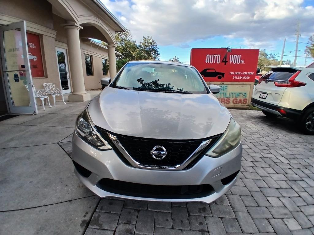 2018 Nissan Sentra SV's photo