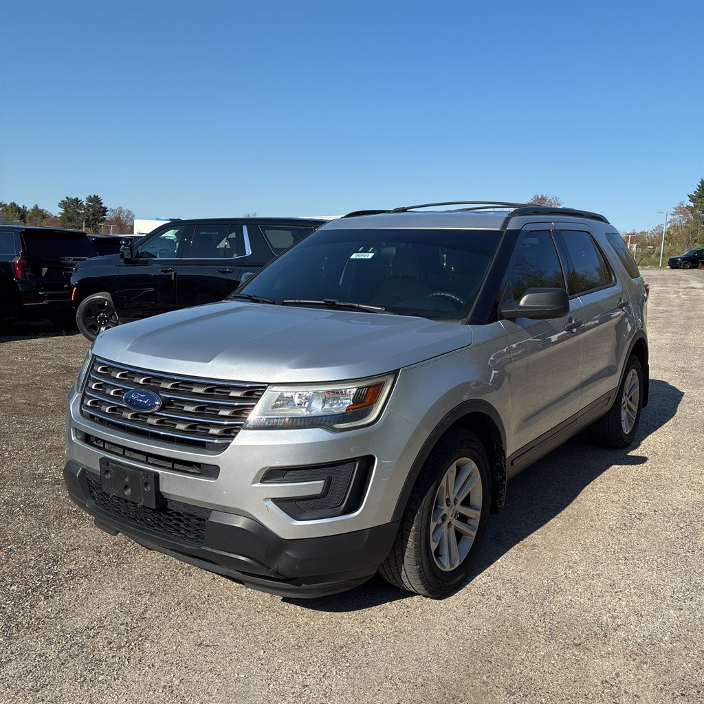 2016 Ford Explorer Base 4WD's photo