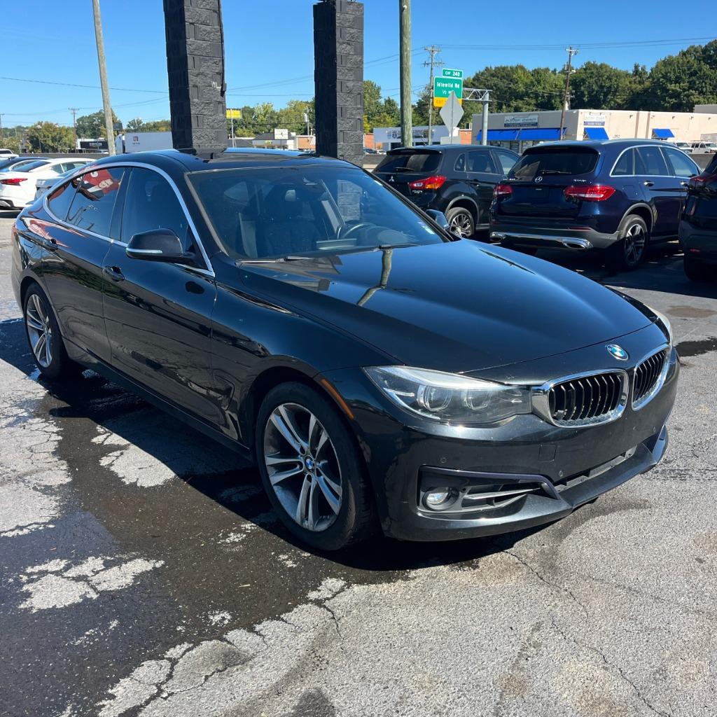 2018 BMW 3 Series 330i